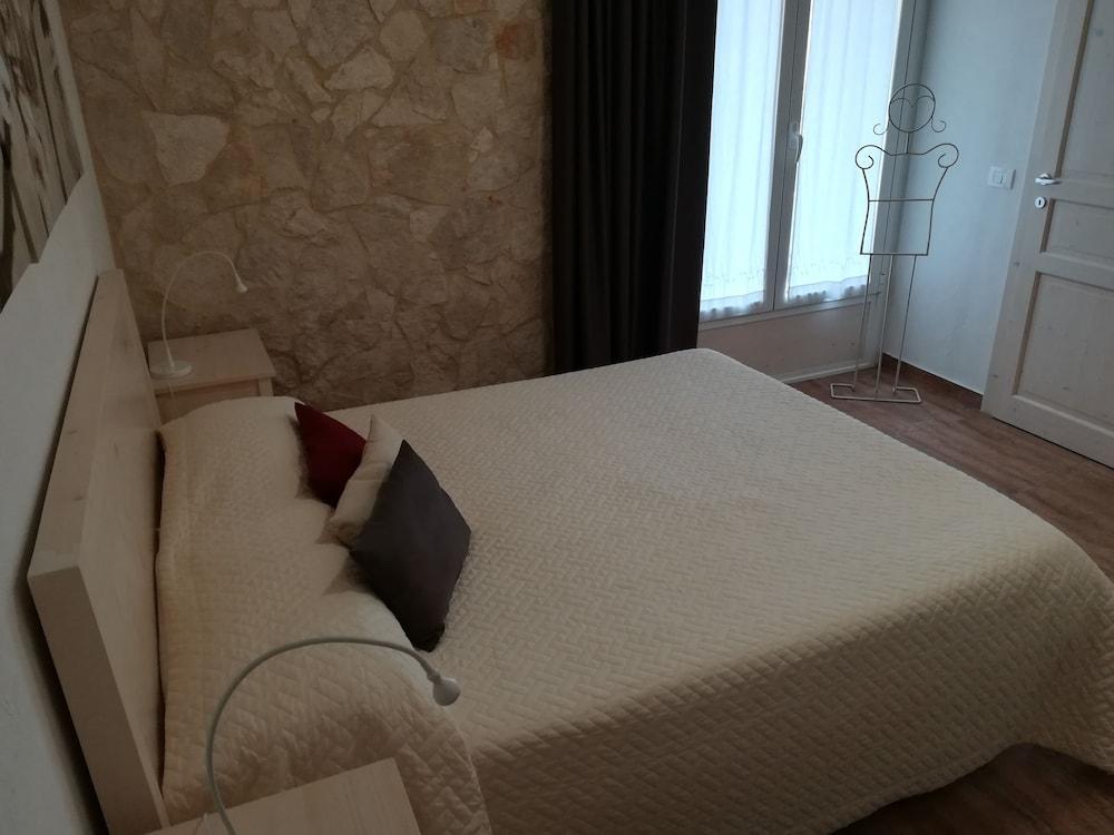 La Casa Del Gelsomino Bed & Breakfast รากูซา ภายนอก รูปภาพ